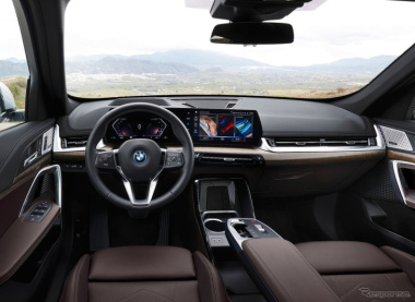 BMWの小型電動SUV『iX1』、航続440km…11月欧州発売予定