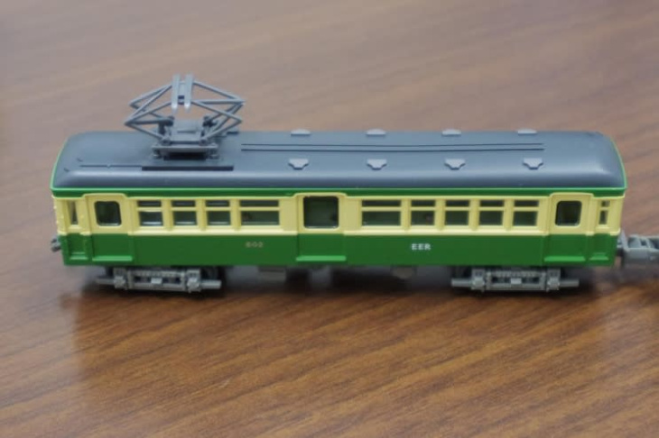 江ノ電初の「鉄道コレクション」は800形、珍しい車種を模型化した理由とは