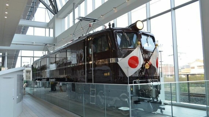 鉄道博物館で展示､お召機関車ef58形61号機とは? ここは押さえたい､希少車両の見どころを解説