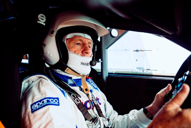 御年67歳m-スポーツ創設者マルコム・ウィルソン、現行wrcマシンのフォード『プーマ rally1』をドライブ