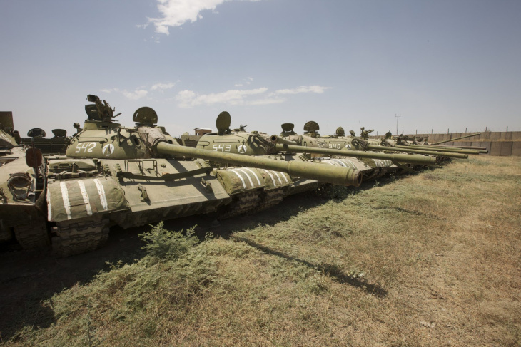 ロシアが70年前の旧式戦車を前線に投入か