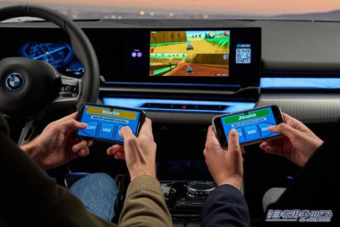 BMW新型「5シリーズ」車内でゲームができる!？ ゲームプラットフォーム「AirConsole」とは!？