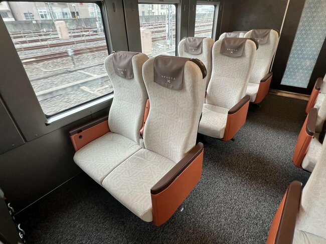 東武鉄道の新型特急「スペーシアx」試乗で見えた“進化”とは？【写真付き】