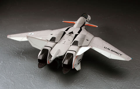 ハセガワ、プラモデル「vf-11b サンダーボルト“マクロスプラス”」再販分を本日より出荷開始！