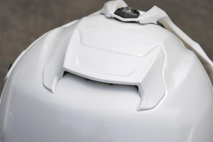 amazon, カブトの新作! クロスオーバーヘルメット”ジオシス” 試用インプレッション【この安定感と静穏性は新鮮】