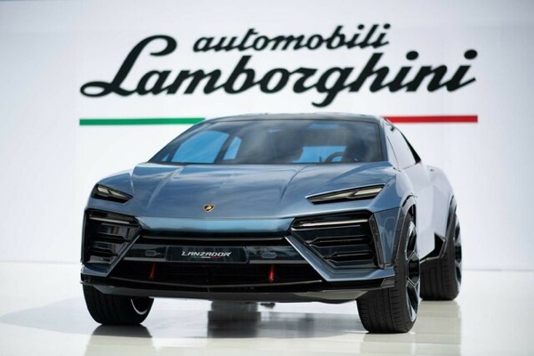 ランボルギーニの電動gtカーのコンセプトモデル「ランザドール」が初公開