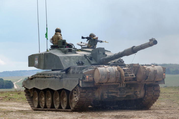 ウクライナ軍、チャレンジャー2戦車を初めて失う