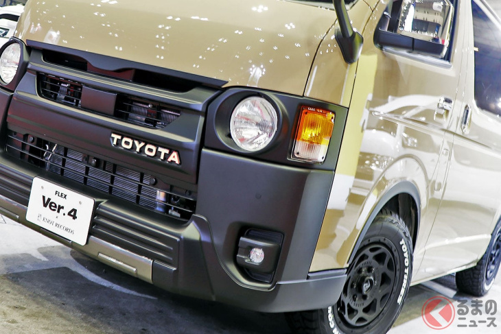 トヨタ新「ハイエース」登場！ オシャな新色と新「丸目レトロ顔」も初コラボ！ 発売前の新型「t-force」を世界初公開