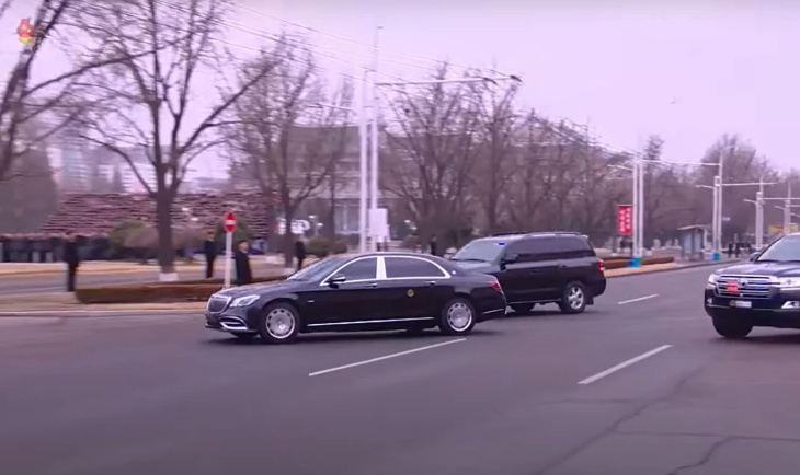 プーチン大統領がロシア製高級車をプレゼントも…金正恩が「安心して使えないかもしれない」特殊事情