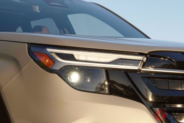 スバル「新型SUV」発売！ タフ顔＆上質内装の新型「フォレスター」約450万円から 米で登場へ！
